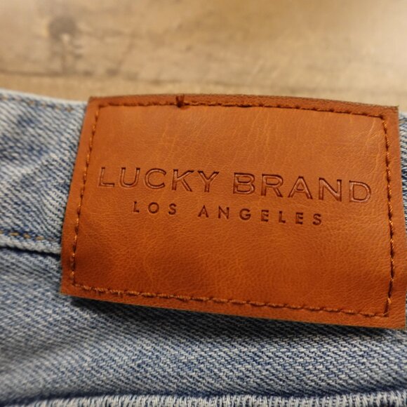 Lucky Brand Boyfriend Denim Shorts Women’s 6/28 Light Wash 5” Distressed Raw Hem - Picture 10 of 12